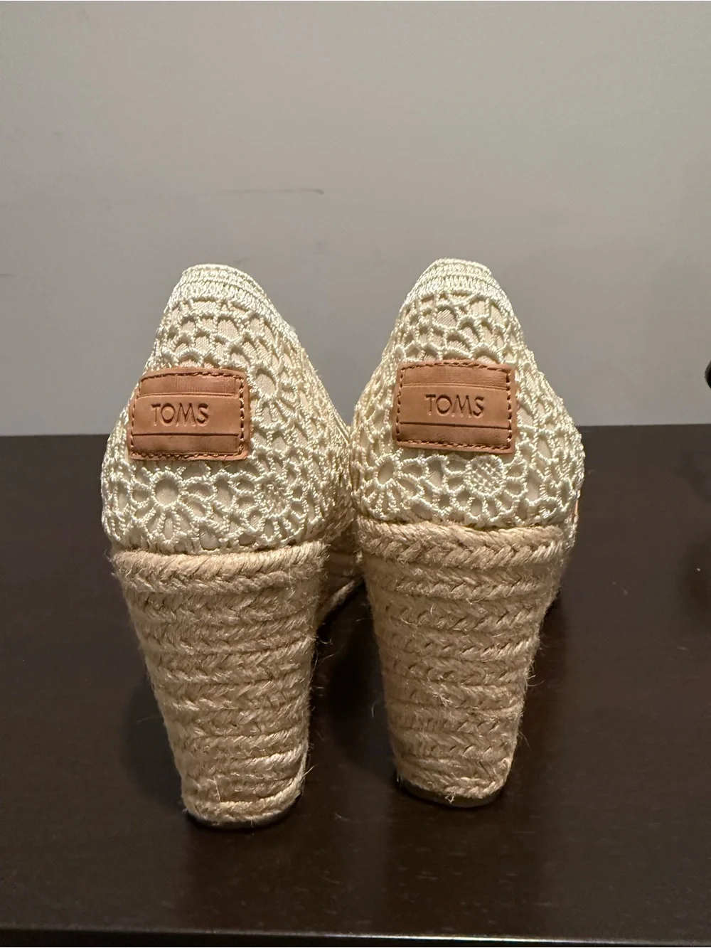 TOMS Women’s Beige Crochet Espadrille Wedges NEVER WORN